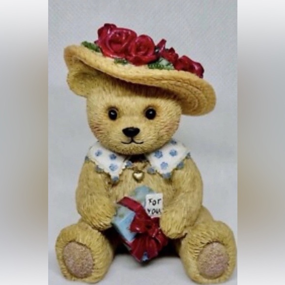 Rhonda Willson Bears Collectable Figurine Victoria Vintage & Numbered - Picture 1 of 3